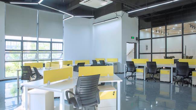 時尚潮流辦公室設計，凸顯年輕人的時尚追求