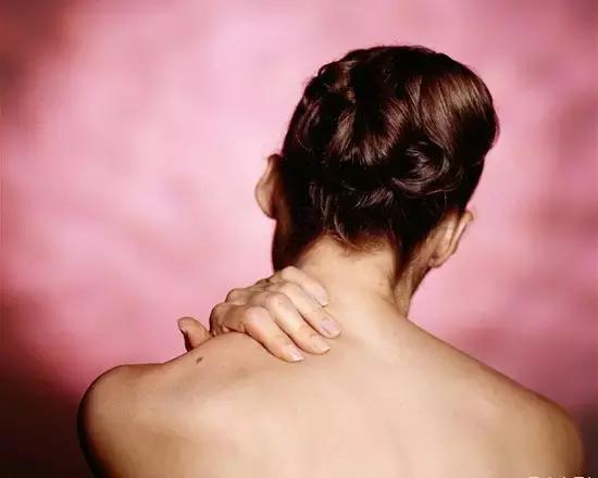 震驚!辦公室里99%都得了這個病,不及時解決危害一生!