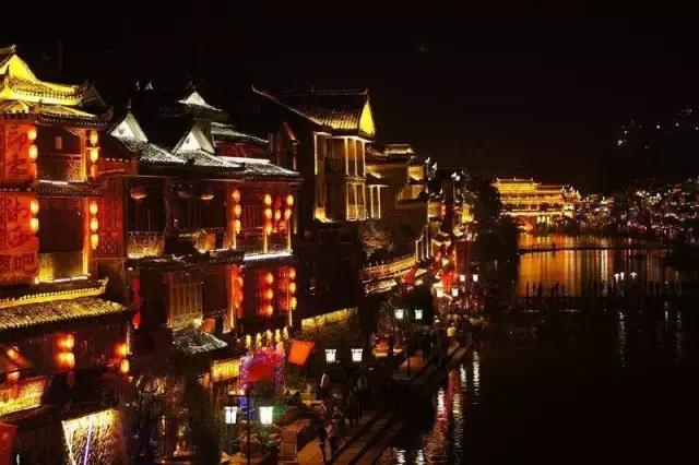 厲害了！觸摸屏公司的現代 loft辦公空間